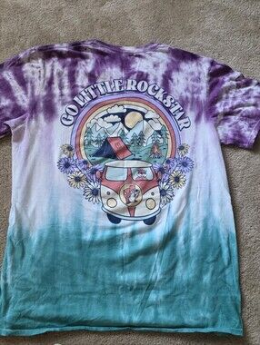 Buc-ees | T-Shirt | Size L | Tie Dye | Guc